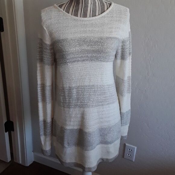 Calvin Klein Lightweight Striped Pullover Off White Gray Sweater - Picture 1 of 7